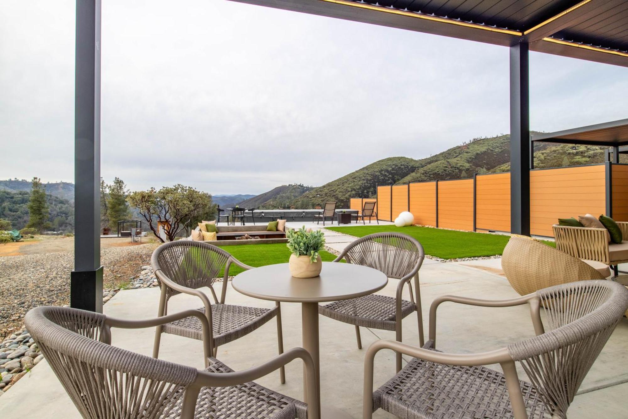 Horizon By Yosemite Acomodação com café da manhã Midpines Exterior foto